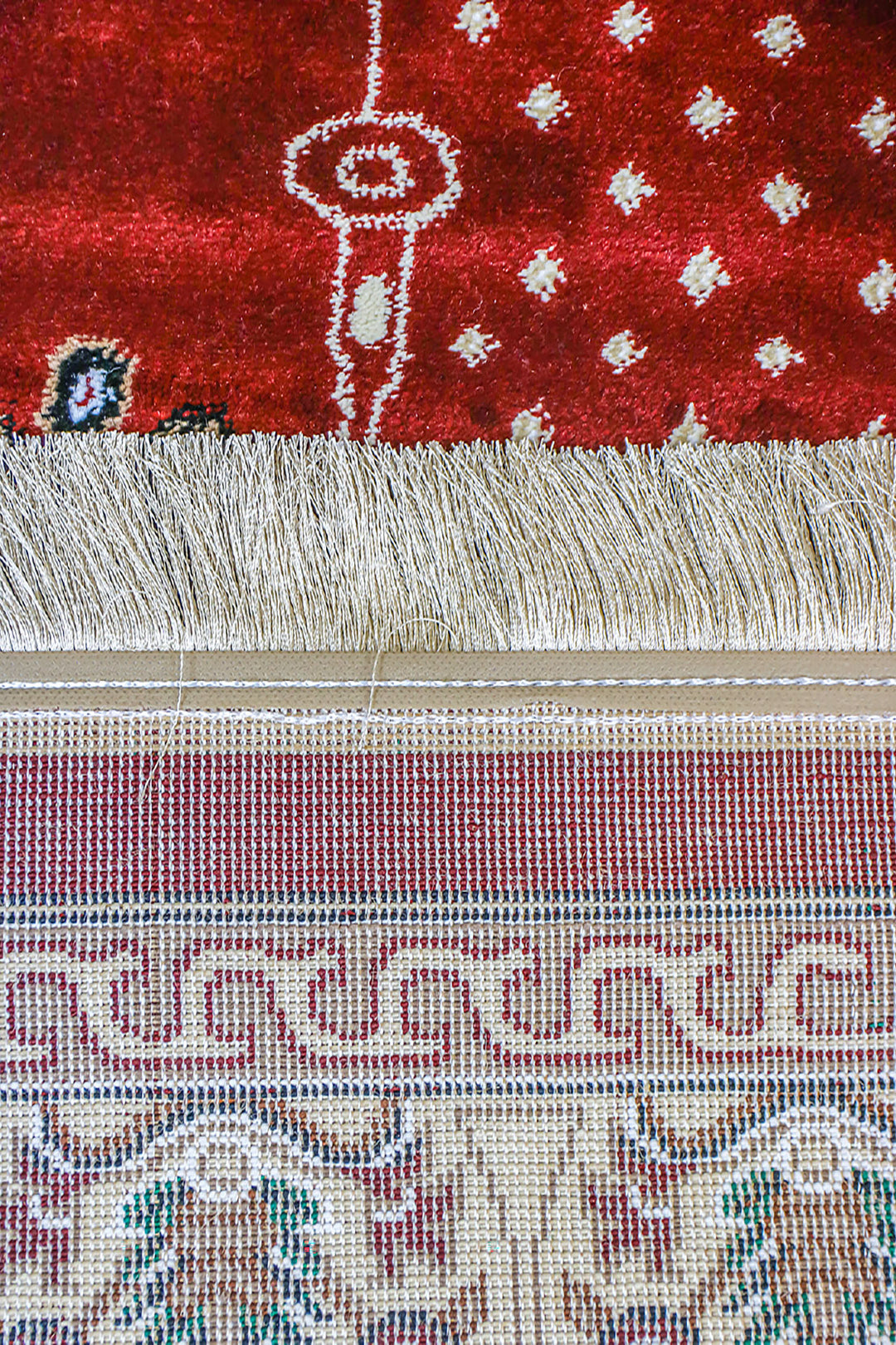 Ishraq Janamaz D. Red and Beige