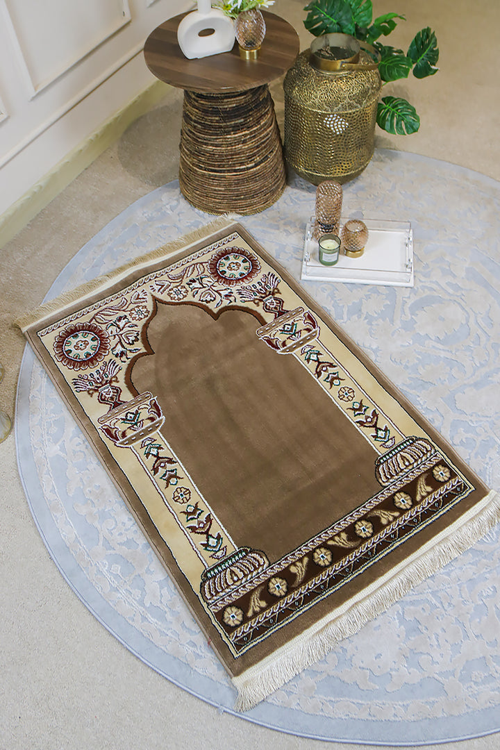 Ishraq Janamaz Brown and L. Brown