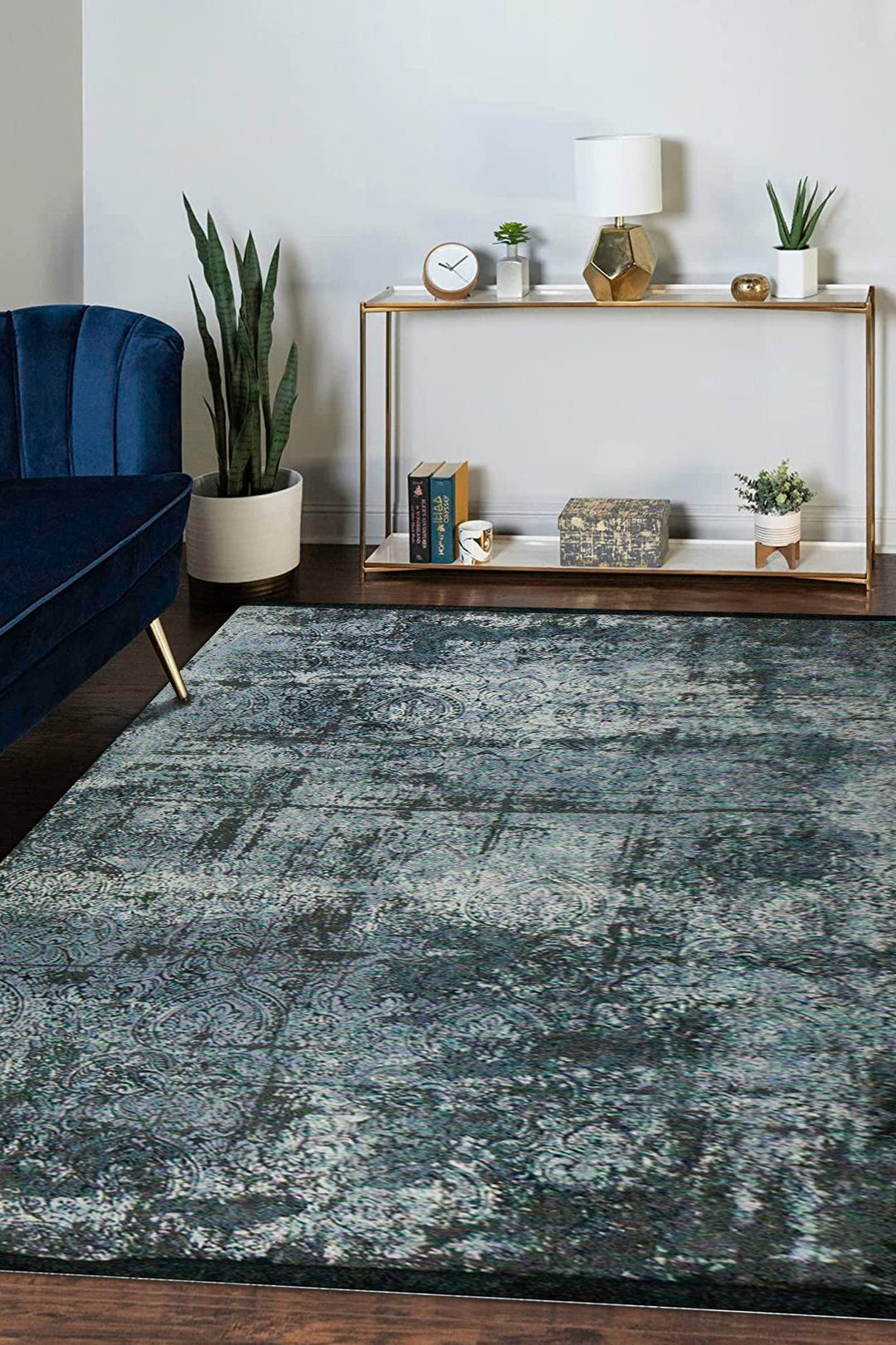 Iranian Authentic Vintage-Wd Rug - 6.5 x 9.8 FT - Gray - Resilient Construction for Long-Lasting Use