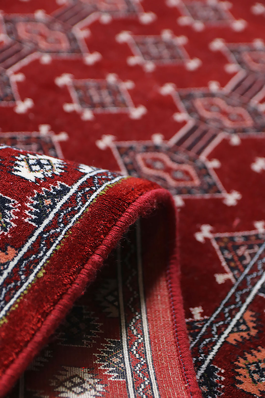 Iranian   Authentic WD Rug - 3.3 x 6.6 FT - Resilient Construction for Long-Lasting Use