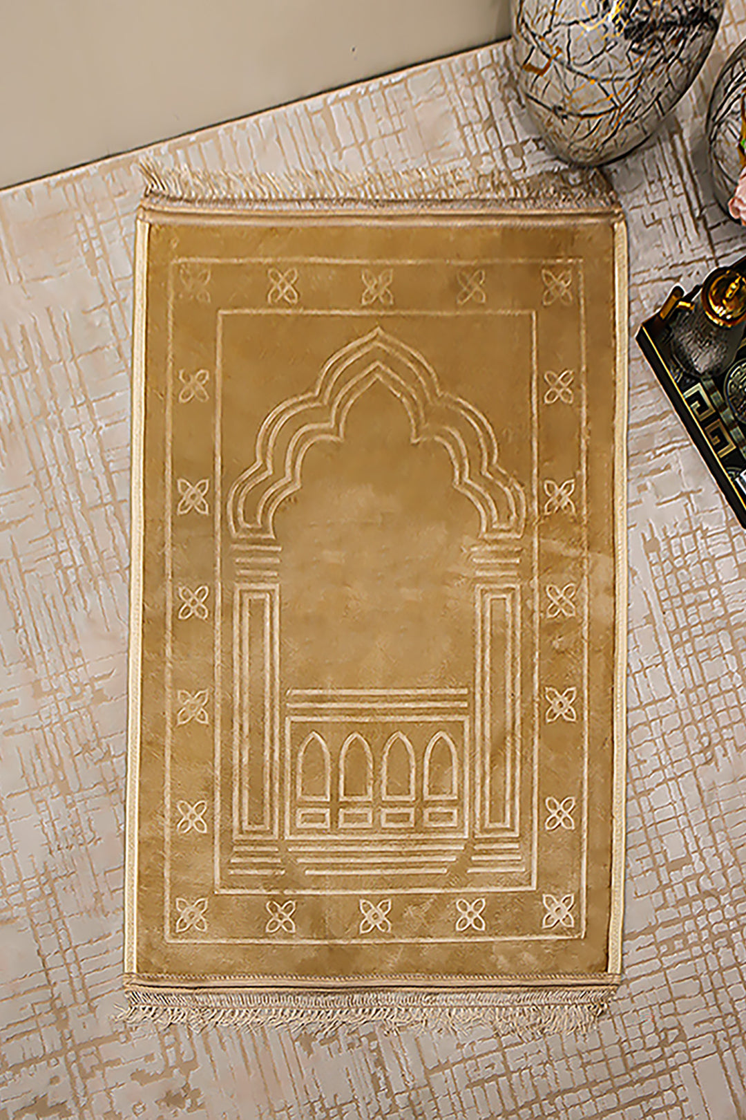 Comfort Janamaz - Premium Velvet Quilted Prayer Mat - Beige