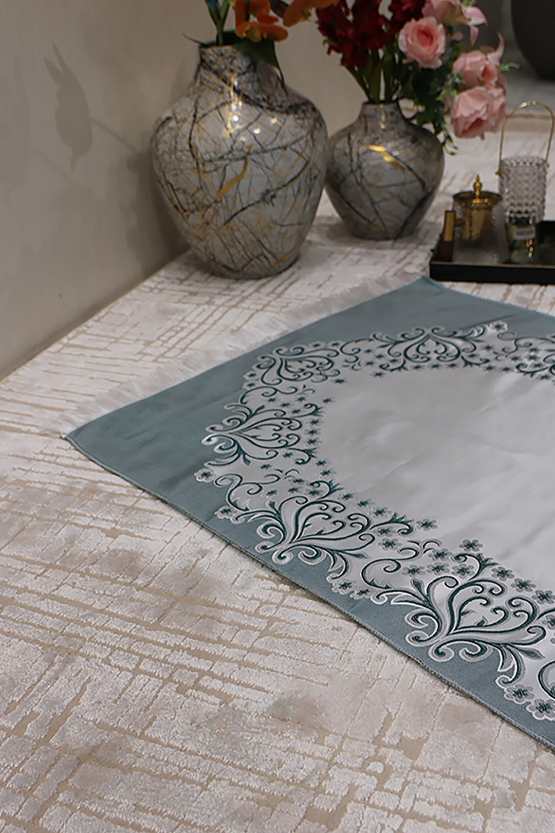 Silk Janamaz With Bag - Foldable Travel Prayer Mat - Green