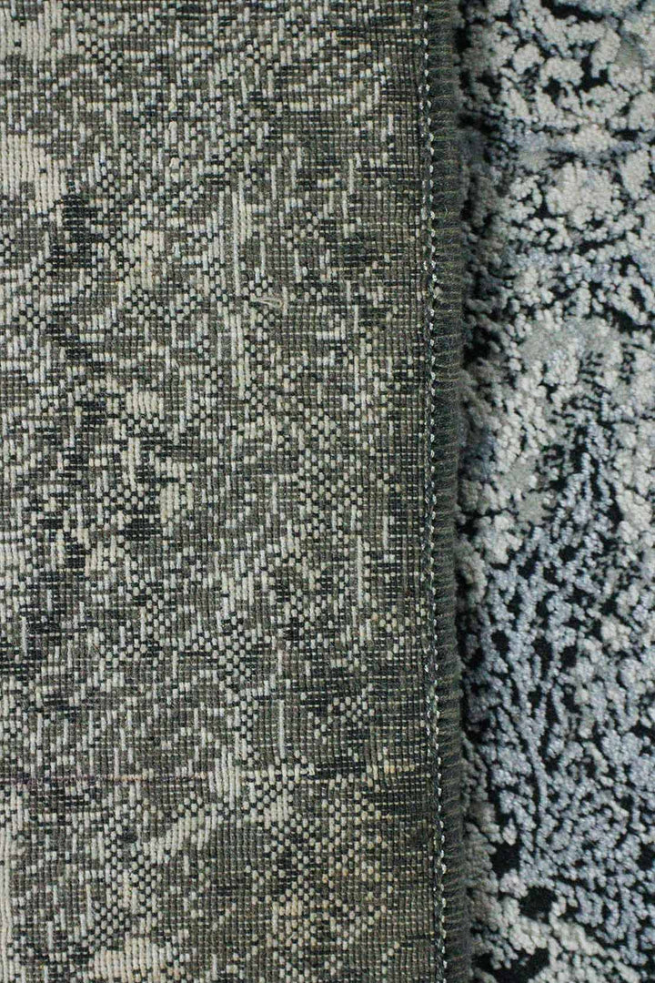 Iranian Authentic Vintage-Wd Rug - 6.5 x 9.8 FT - Gray - Resilient Construction for Long-Lasting Use