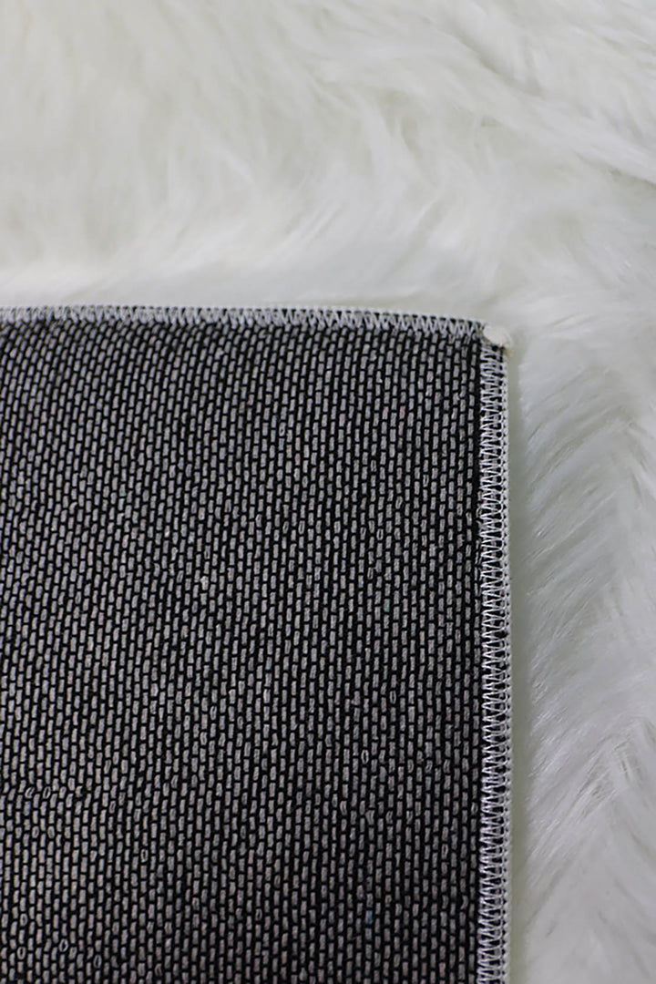 Turkish Cosmos Fur Rug - 2 x 3 Ft - White - Fluffy Furry Floor Decor Rugs