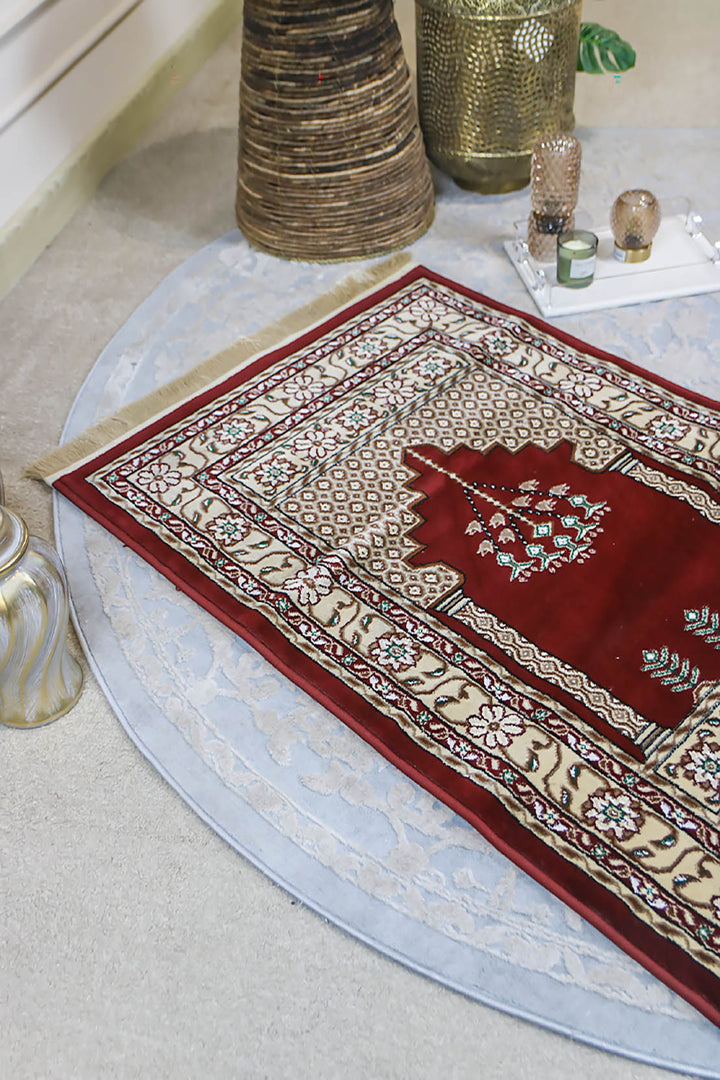 Ishraq Janamaz D. Red and Beige