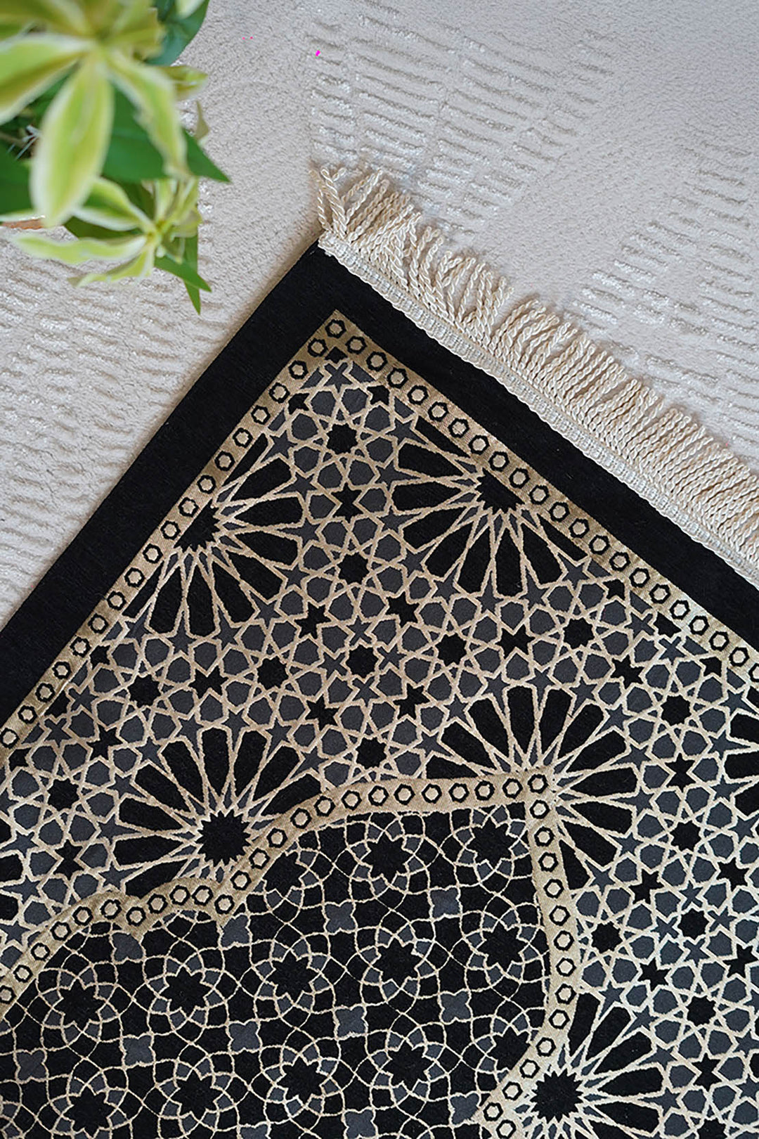 Ultra Janamaz - Foldable Travel Prayer Mat - Black