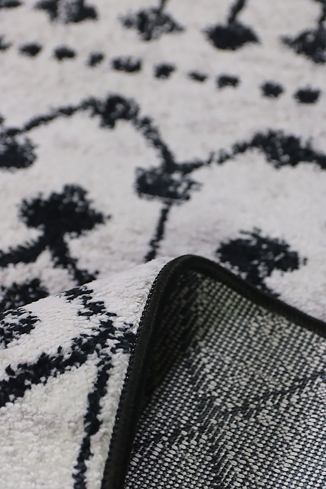 Turkish Modern Festival WD Rug - 3.9 x 5.6 FT - Luxurious Woven Masterpiece 50% Off!