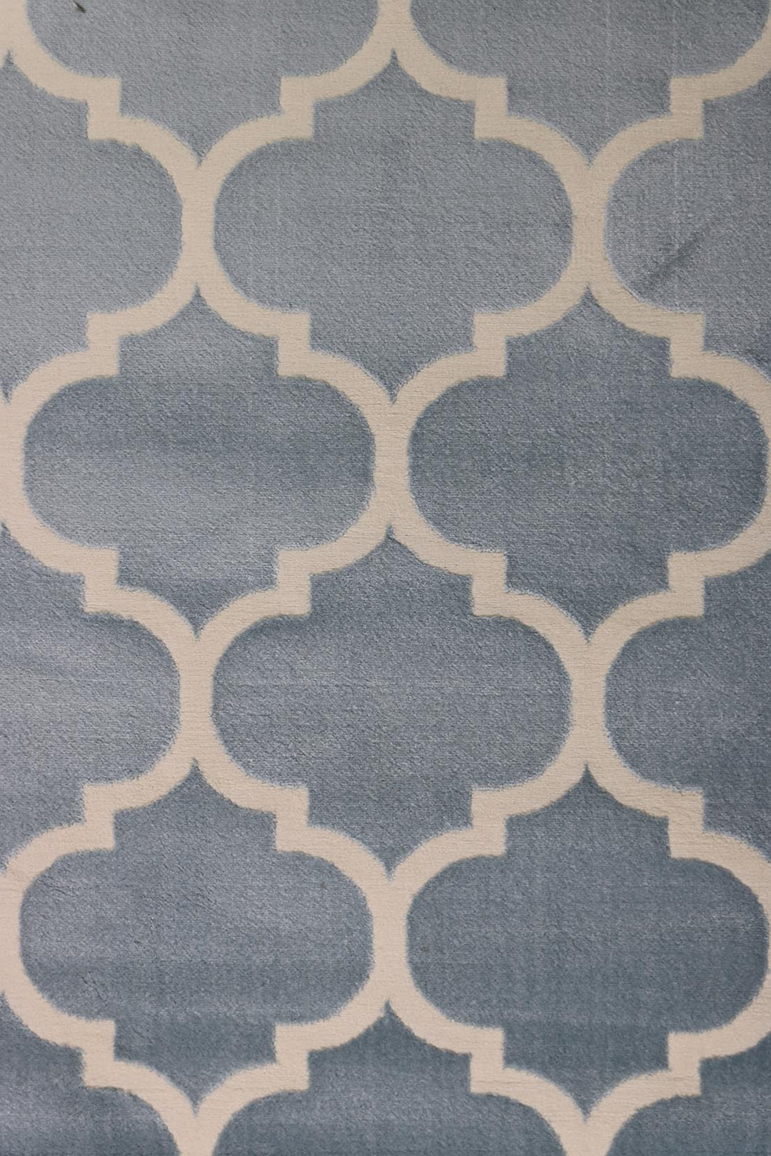 <p>Turkish Modern <strong>Festival Lrg-P Rug</strong>  - Gray - 6.5 x 9.8 FT</p>