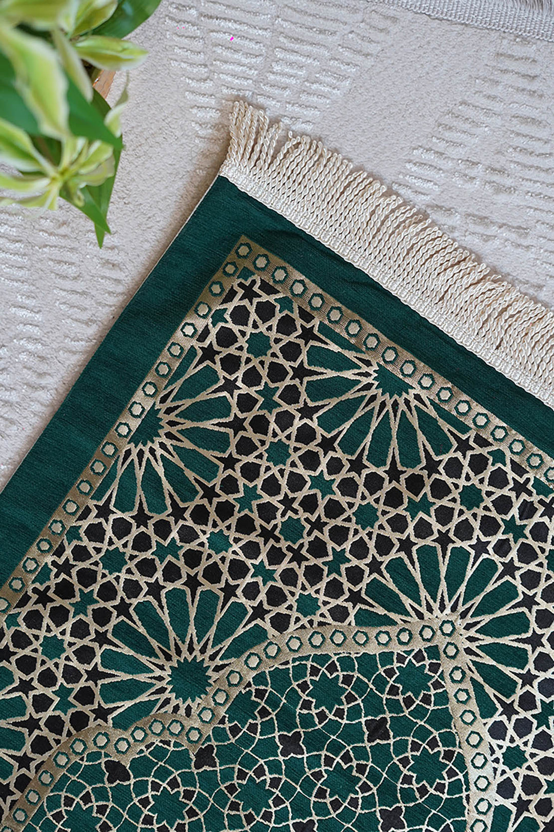 Ultra Janamaz - Foldable Travel Prayer Mat - Green