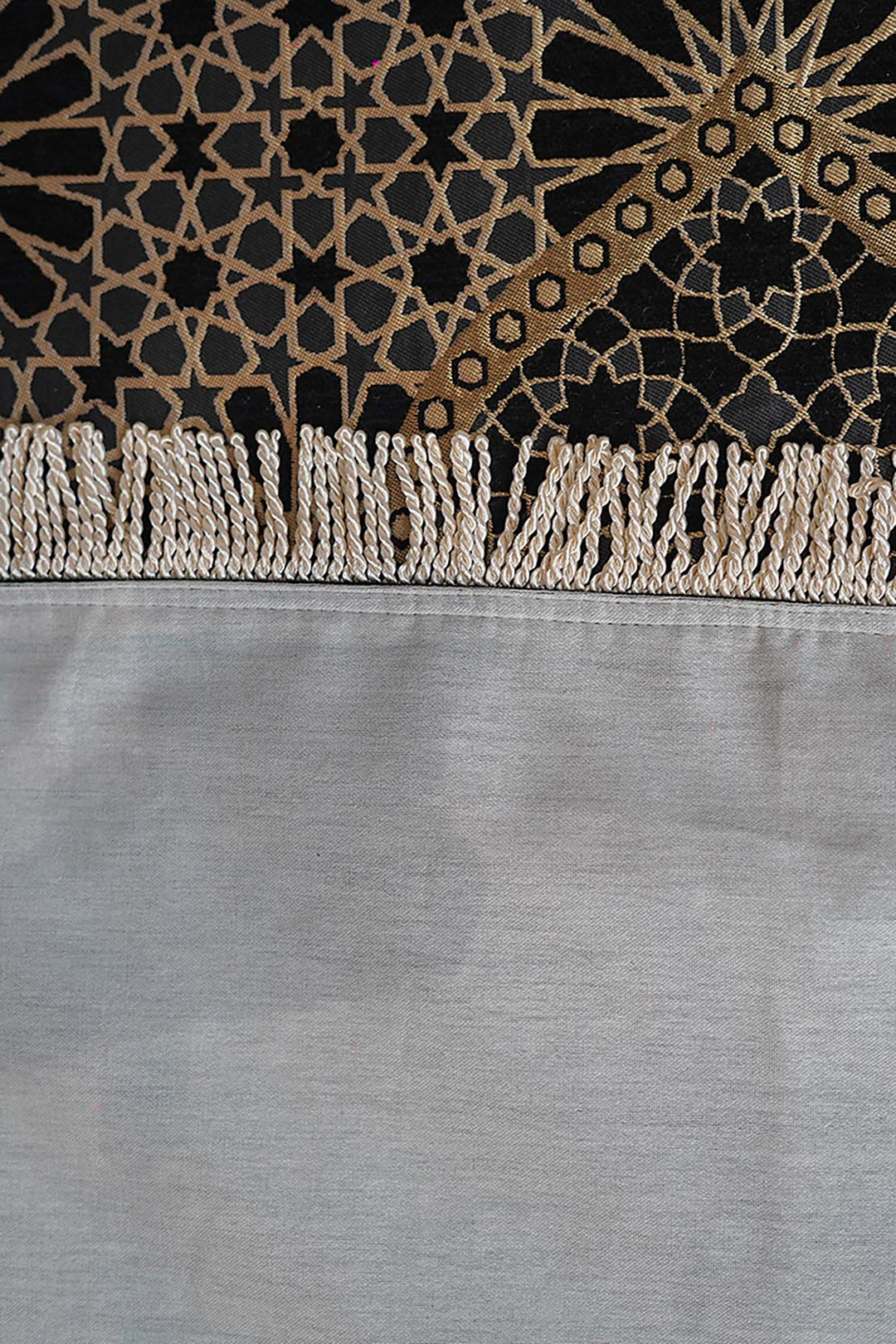 Ultra Janamaz - Foldable Travel Prayer Mat - Black