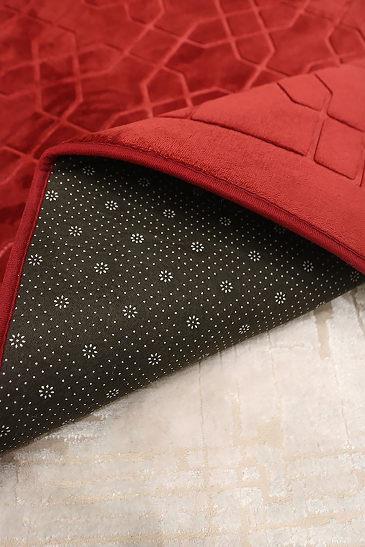 Sajda Janamaz - Premium Velvet Quilted Prayer Mat - Red