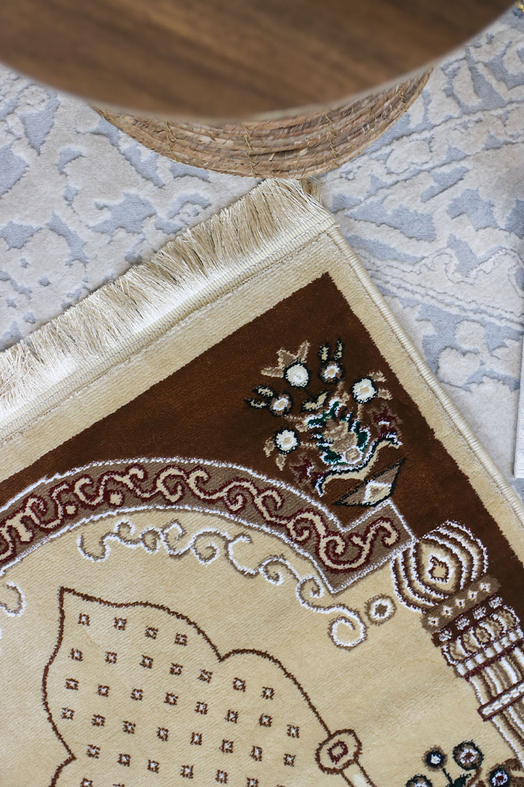 Ishraq Janamaz Beige