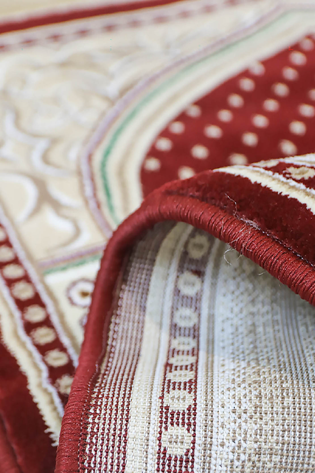 Ishraq Janamaz D. Red and Beige