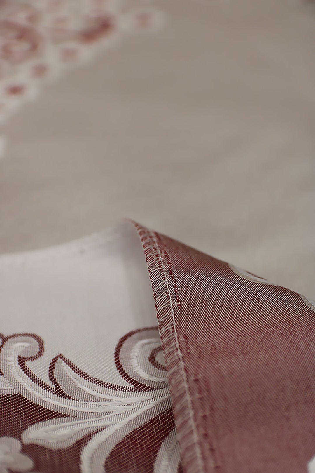 Silk Janamaz With Bag - Foldable Travel Prayer Mat - Maroon