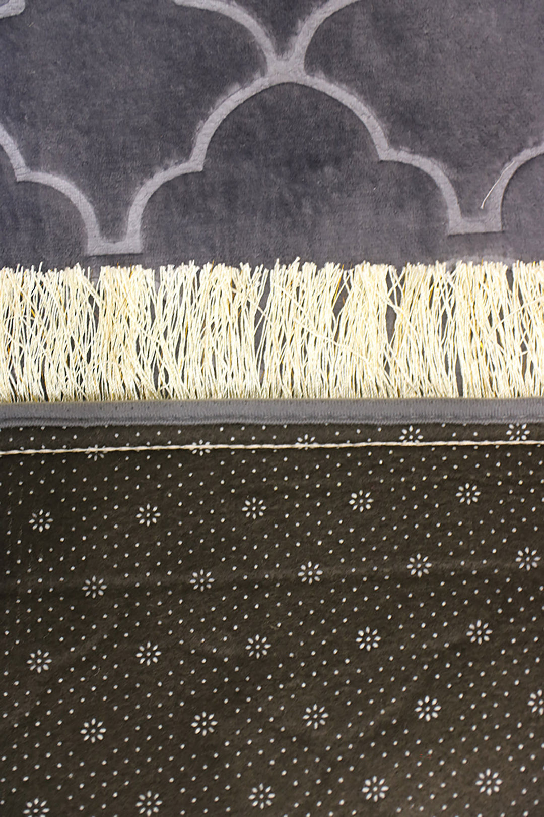 Sajda Janamaz - Premium Velvet Quilted Prayer Mat - Dark Gray