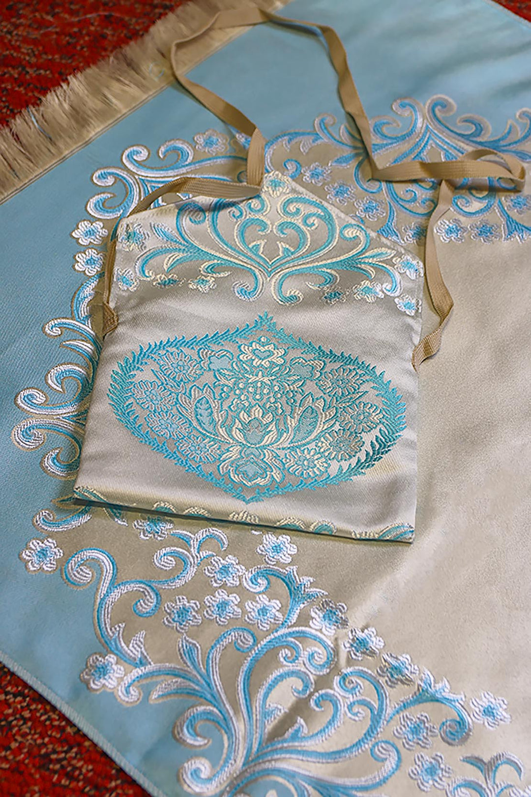 Silk Janamaz With Bag - Foldable Travel Prayer Mat - Blue