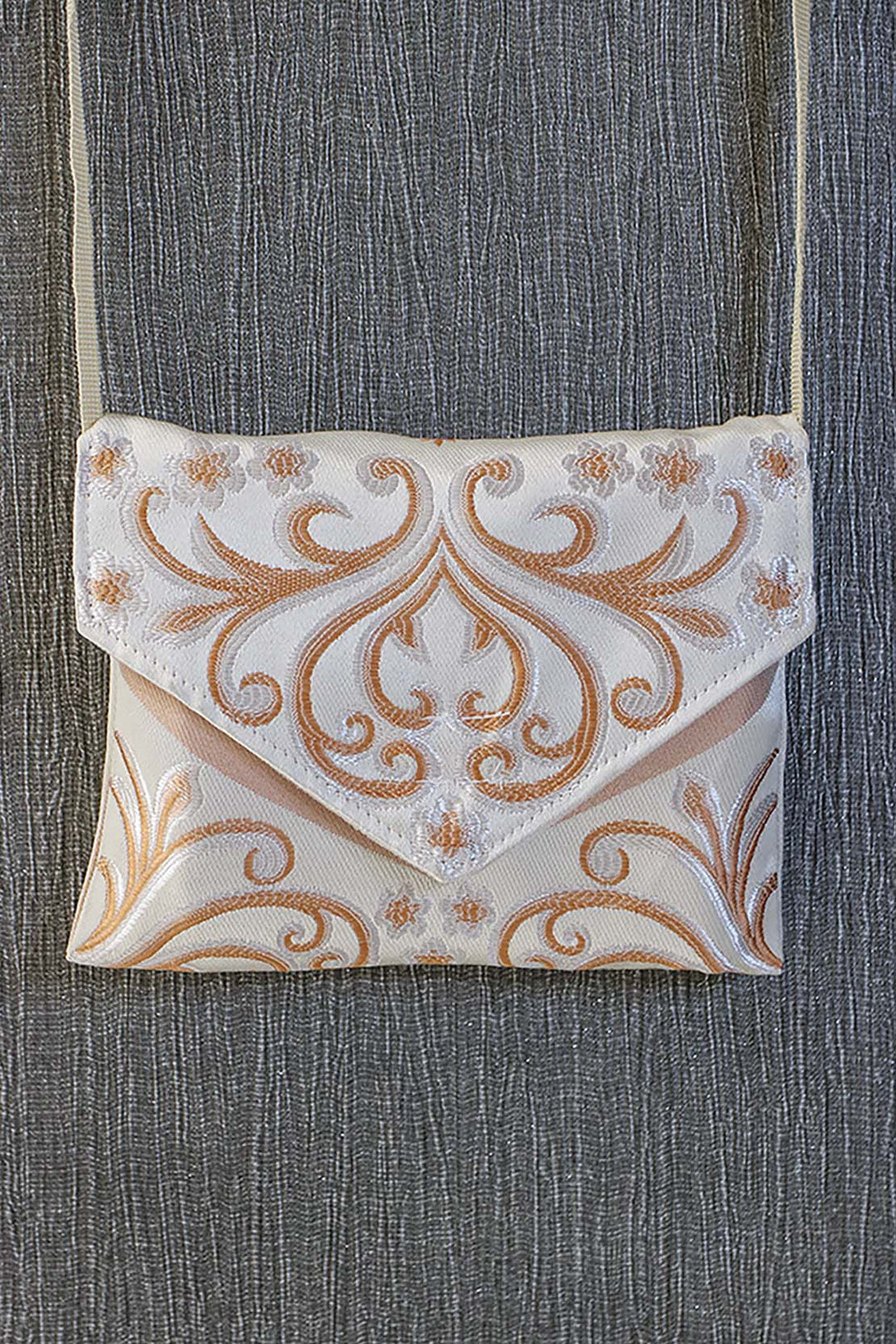 Silk Janamaz With Bag - Foldable Travel Prayer Mat - Lite Brown