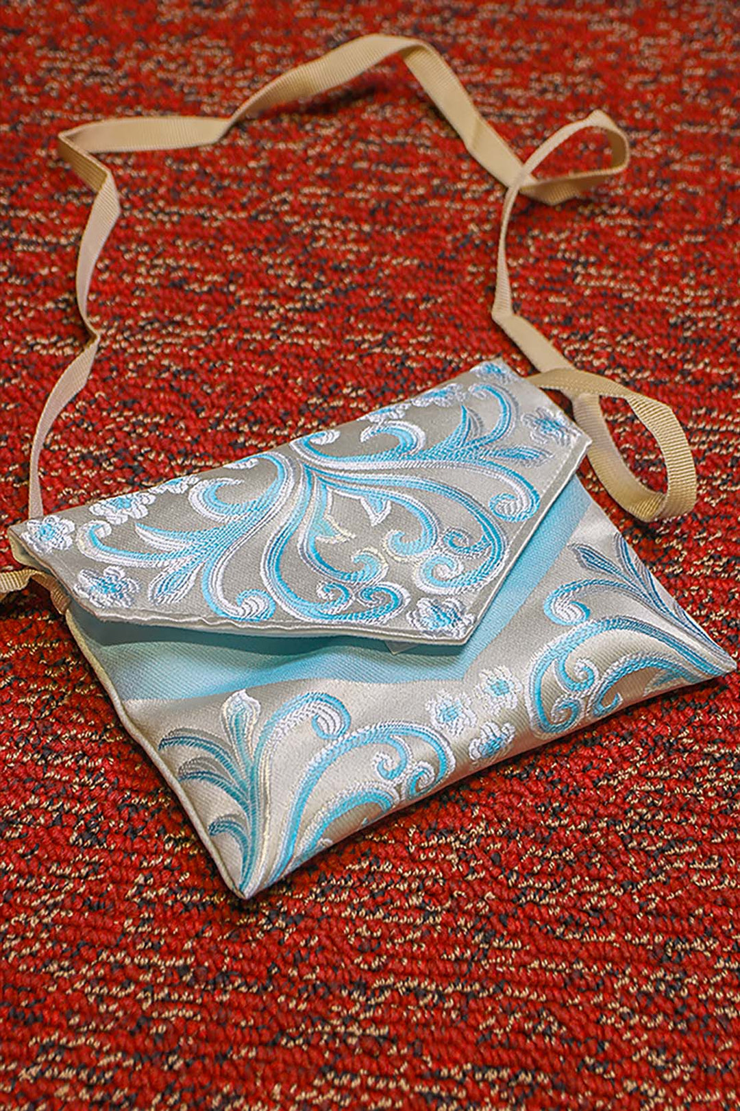 Silk Janamaz With Bag - Foldable Travel Prayer Mat - Blue