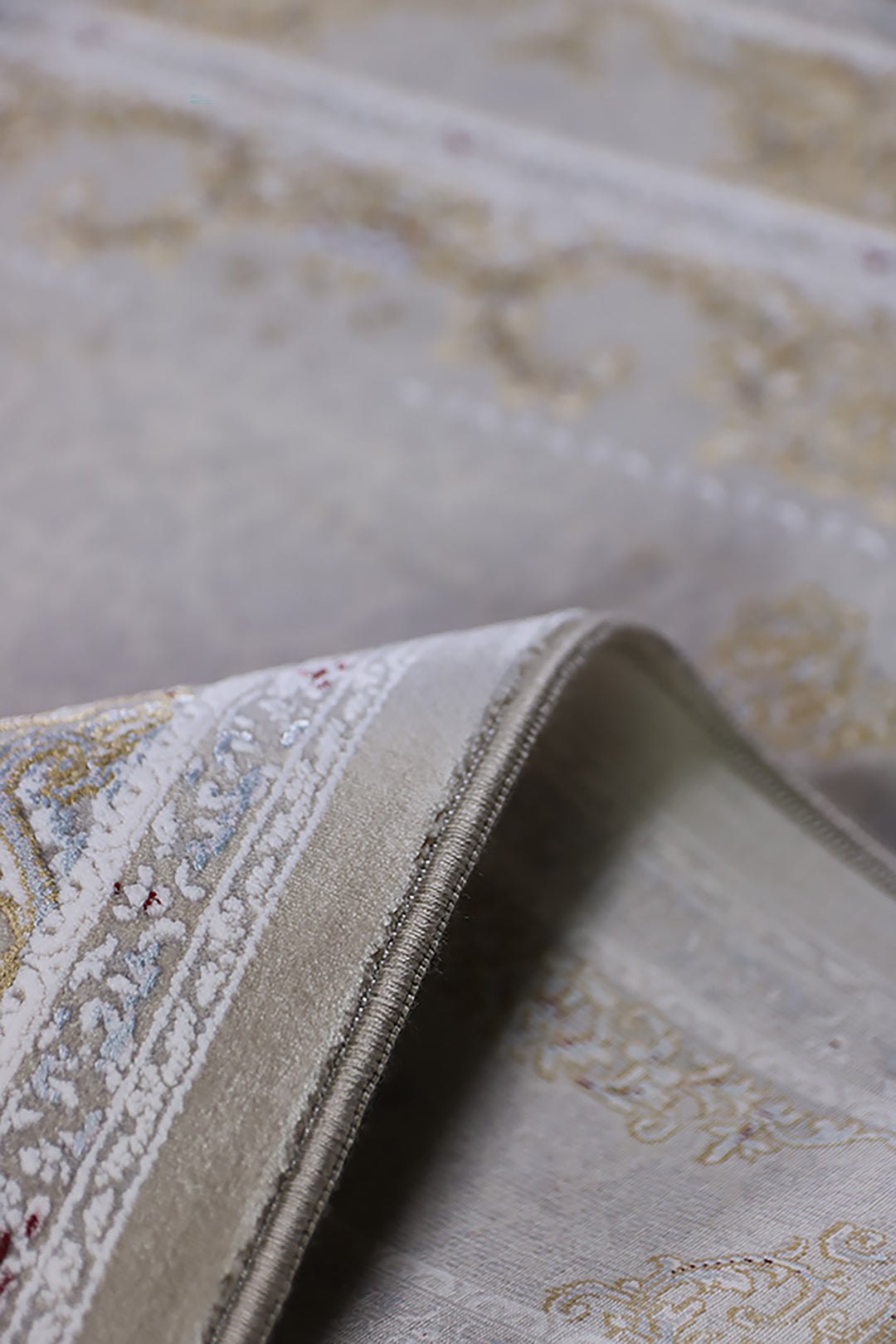 Iranian Premium Quality Elnaz Collection Rug  - 3.3 x 4.9 FT -  Superior Comfort Elegant and Luxury Style Accent