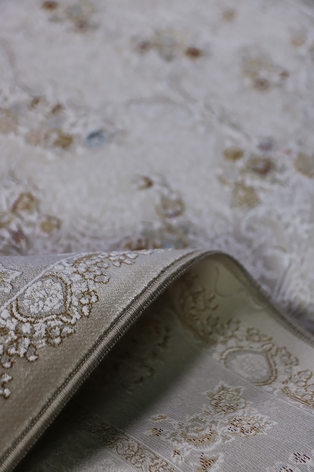 Iranian Premium Quality Elnaz Collection Rug  - 3.3 x 4.9 FT -  Superior Comfort Elegant and Luxury Style Accent