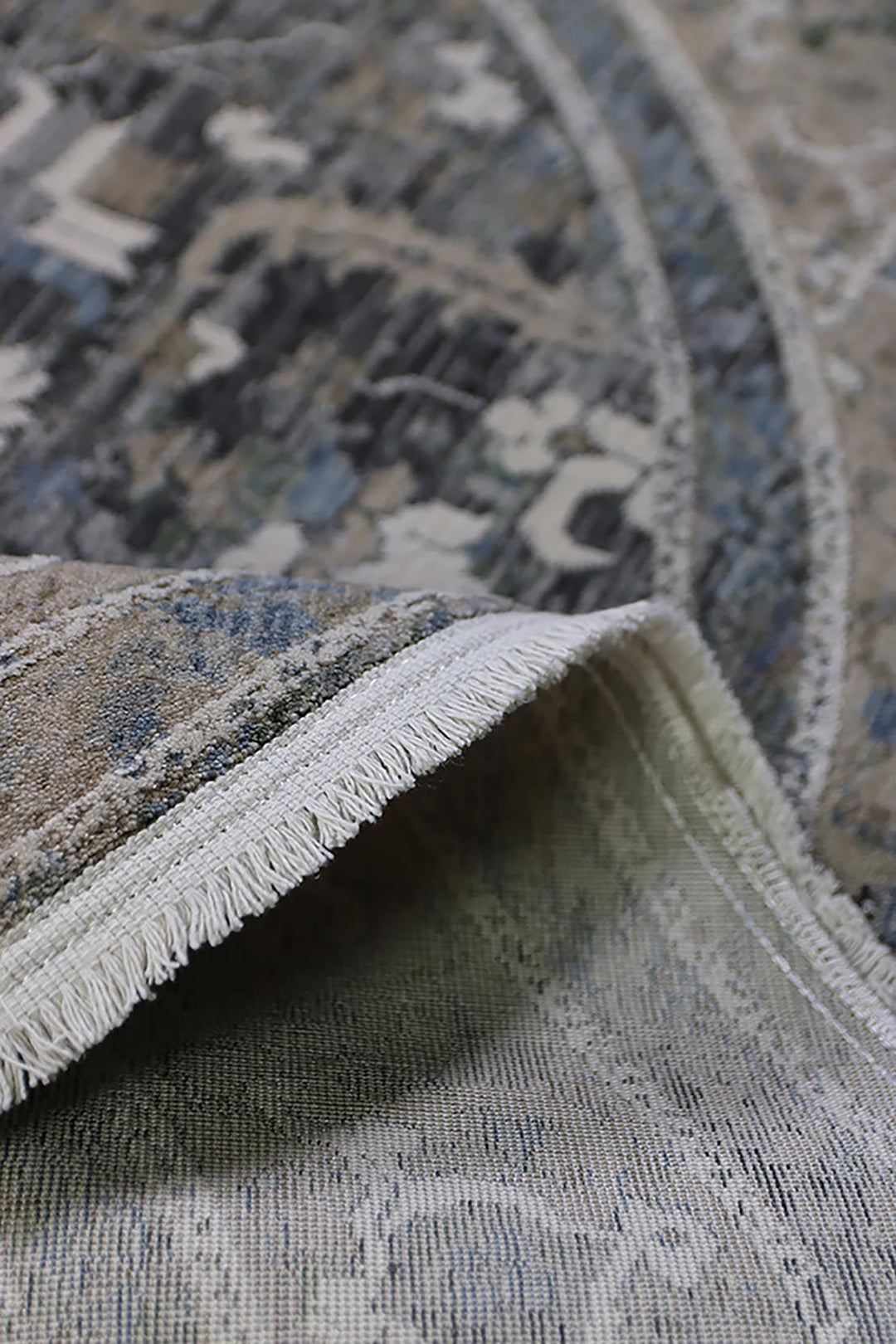 <p>Turkish Modern <strong>Elements Rug</strong>  - Gray - 5.2 x 5.2 FT</p>