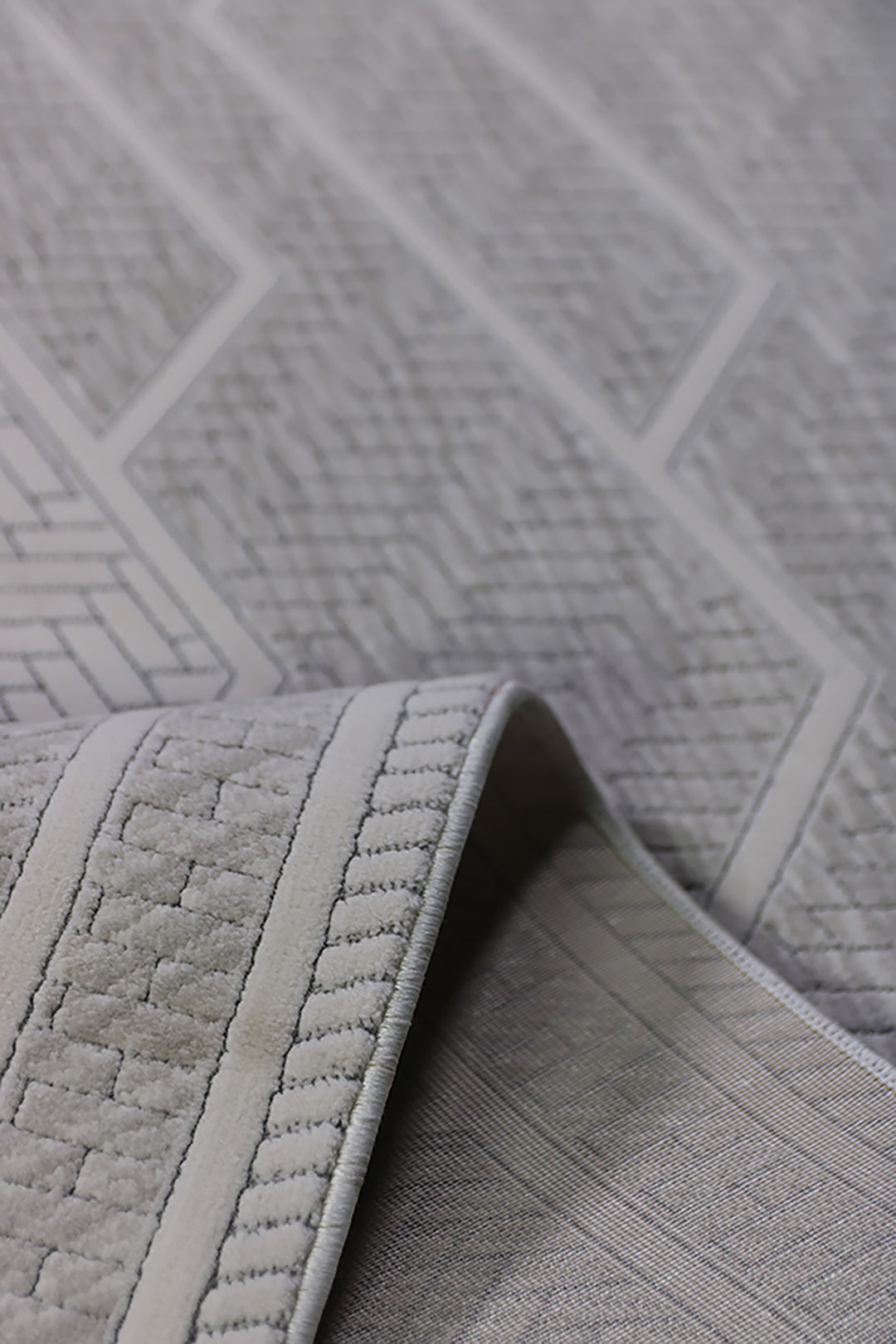 Turkish Modern Festival - 1 Rug - 6.6 x 9.8 FT - Superior Comfort, Modern Style Accent Rugs