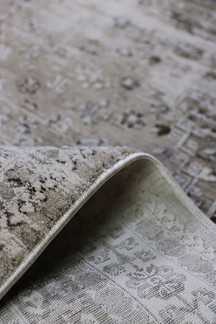 <p>Turkish Modern <strong>Elements Rug</strong>  - Brown - 3.9 x 5.9 FT</p>