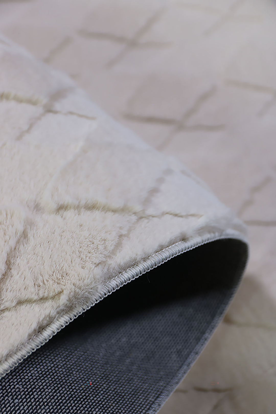 Turkish LAVENDER Rug - 3 x 4.9 FT - Fluffy and Durable Floor Rug