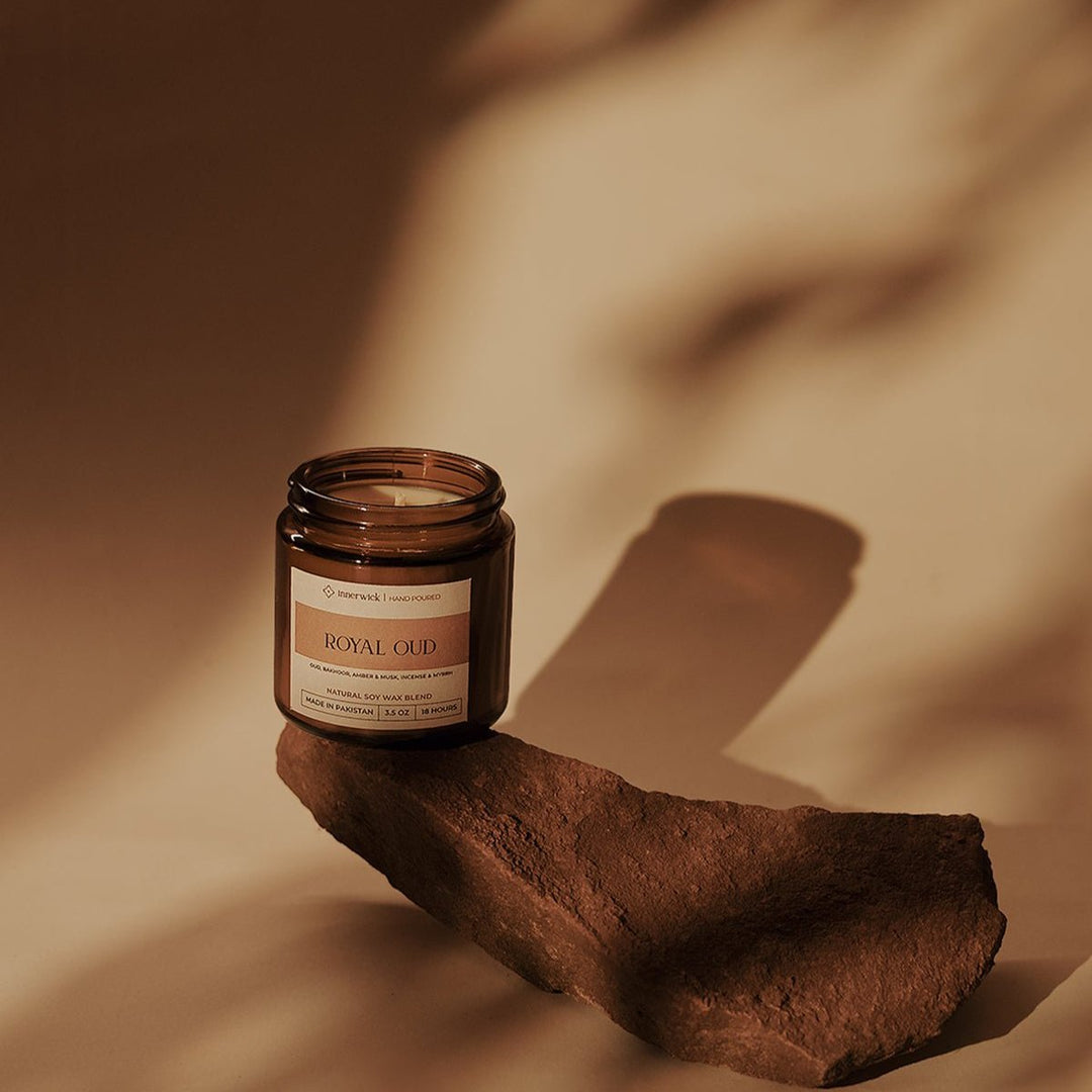 Royal Oud - V Surfaces