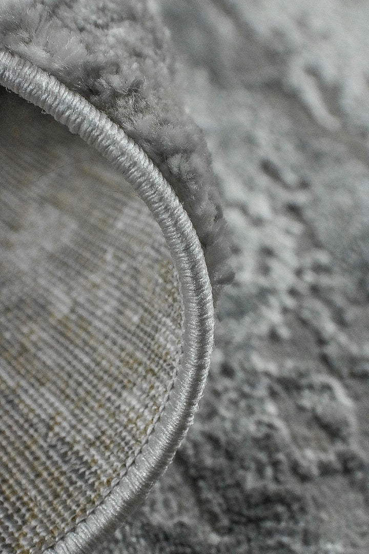 Turkish Modern Festival WD Rug - Gray and Cream - 5.2 x 6.9 FT - Sleek and Minimalist for Chic Interiors - V Surfaces