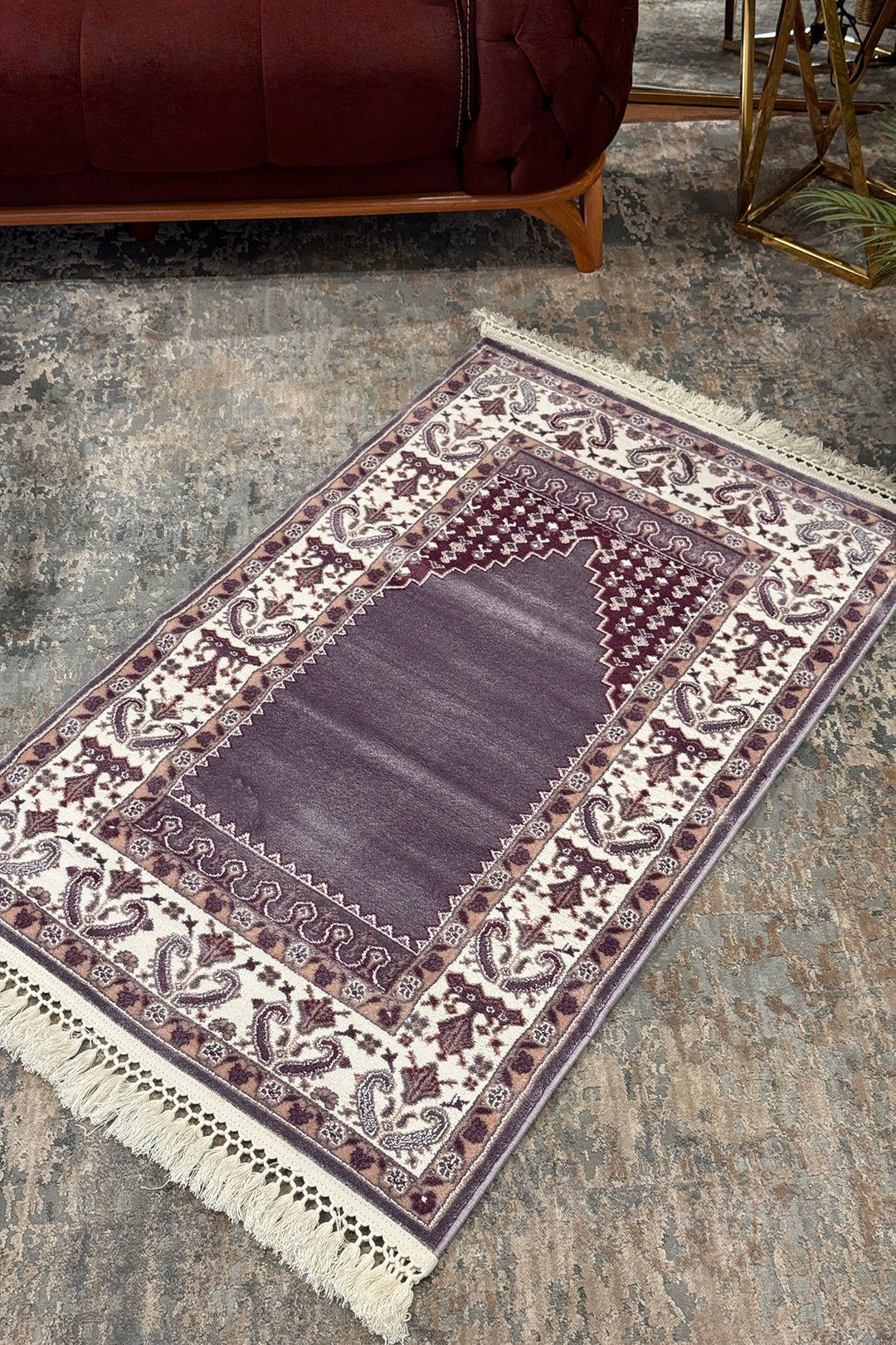 Turkish Style Acrylic Sajjadeh Prayers Mat - Cream - Soft, Durable, and Easy to Clean - V Surfaces