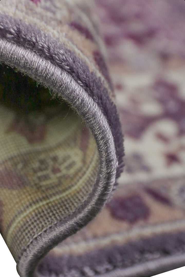 Turkish Style Acrylic Sajjadeh Prayers Mat - Cream - Soft, Durable, and Easy to Clean - V Surfaces