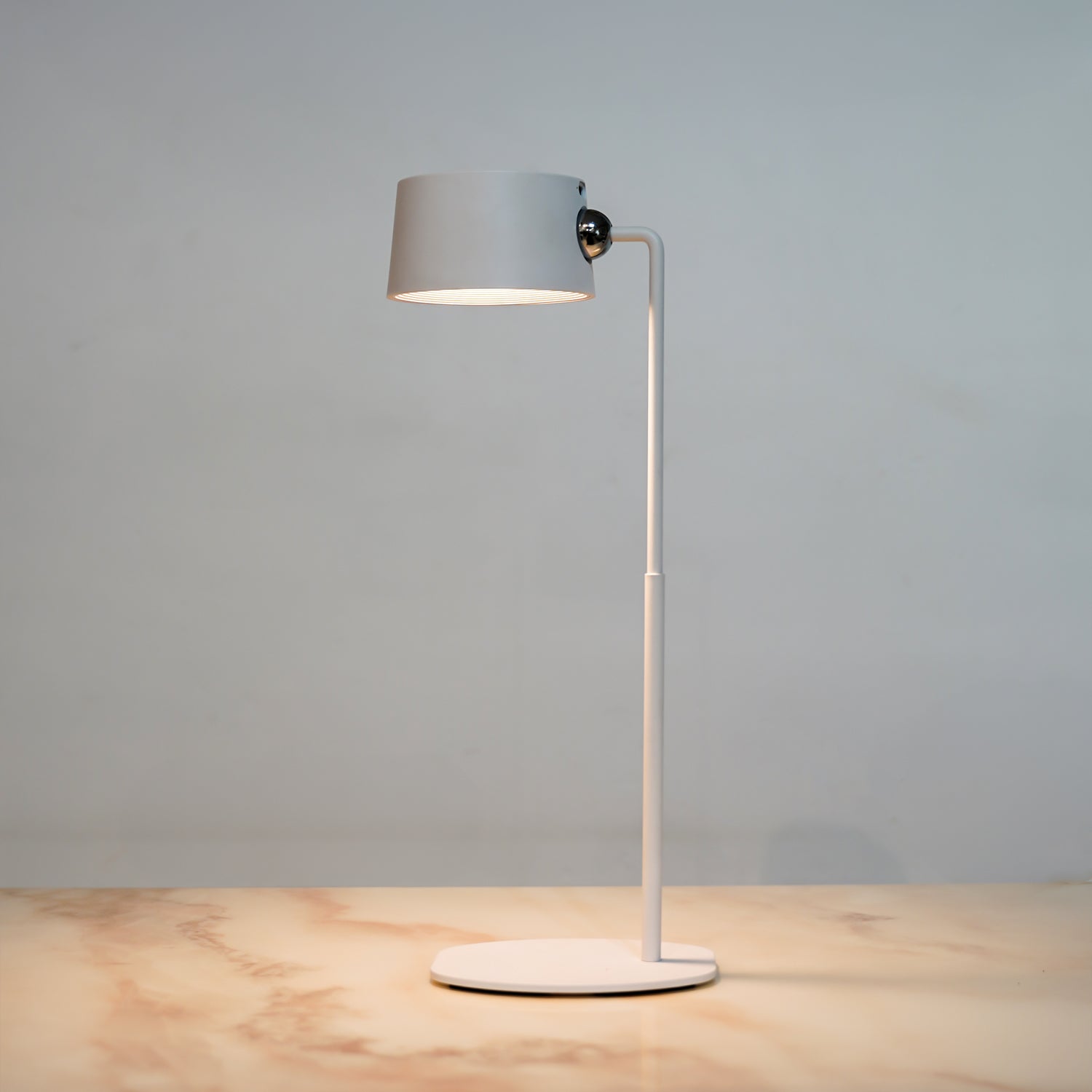 MODERN SENSOR LAMP – V Surfaces