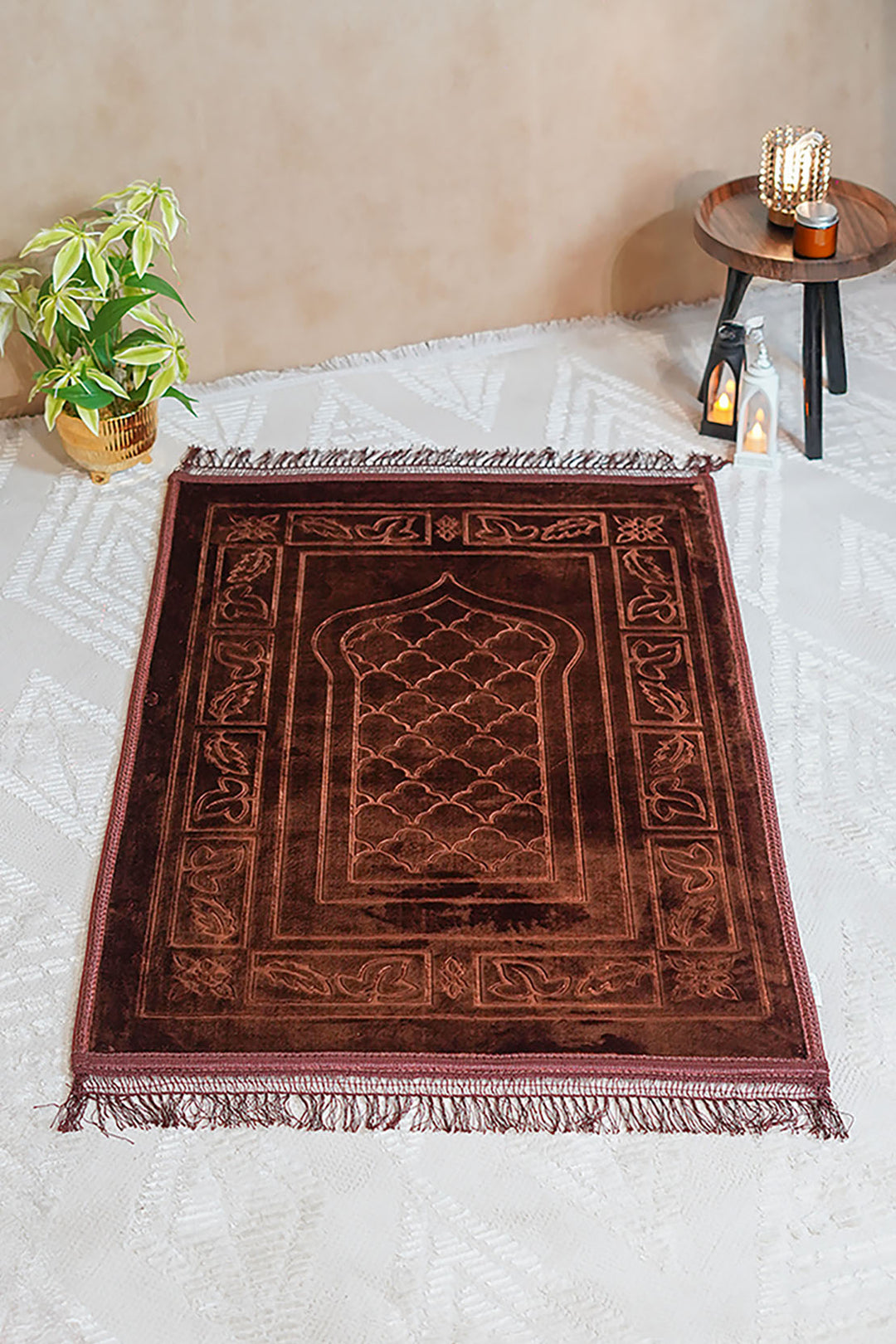 Comfort Janamaz - Premium Velvet Quilted Prayer Mat - Dark Brown