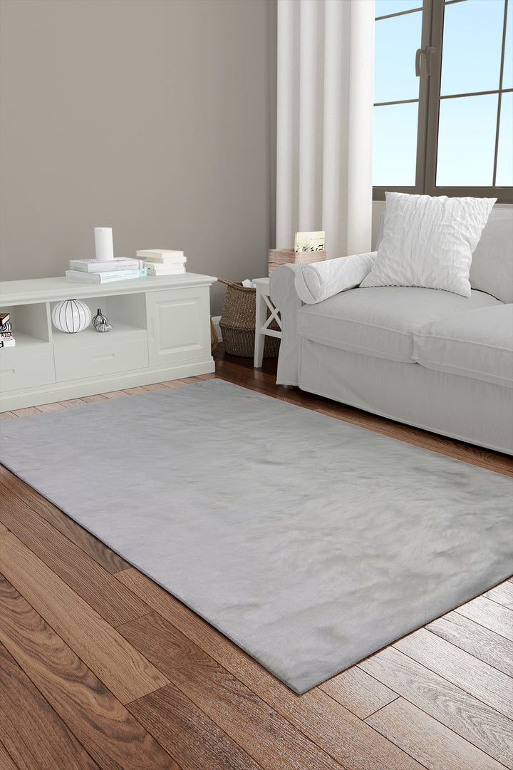 Turkish Cosmos Fur Rug - 3.9 x 5.6 Ft - White - Fluffy Furry Floor Decor Rugs