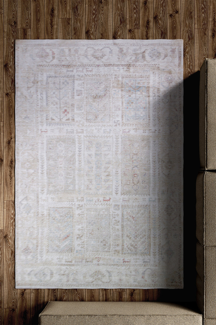 Premium Quality Turkish Antia Rug - 4.9 x 7.1 FT - Resilient Construction for Long-Lasting Use