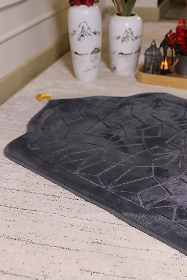 Sajda Janamaz - Premium Velvet Quilted Prayer Mat - Dark Gray