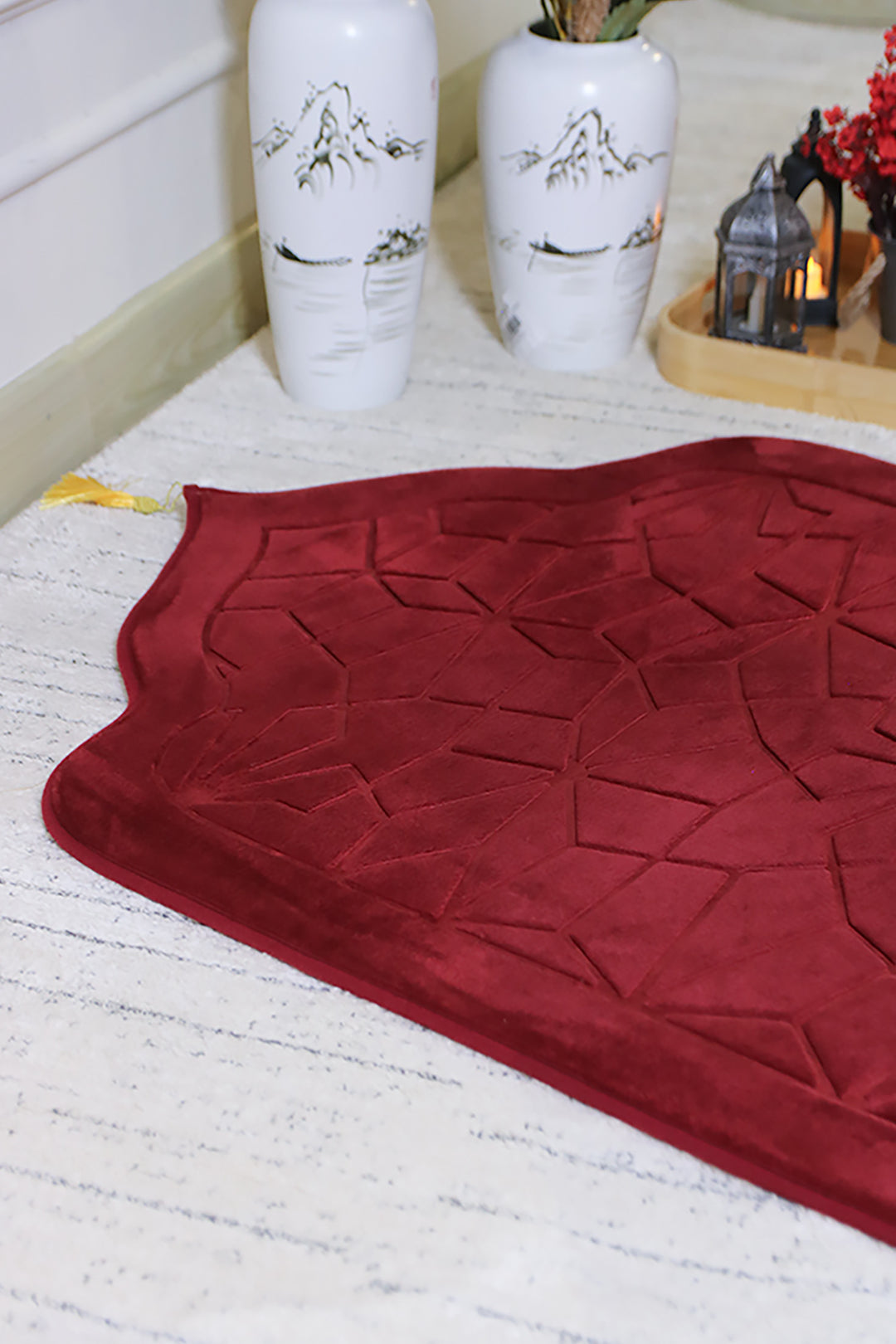 Sajda Janamaz - Premium Velvet Quilted Prayer Mat - Red