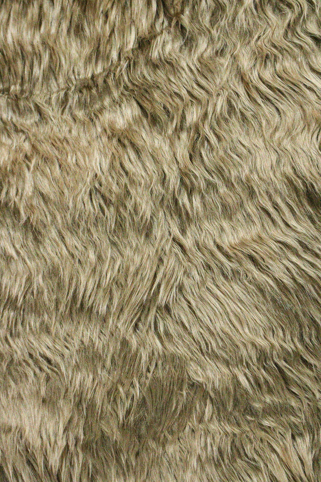 Wild Life (Sheep Fur) - 3.9 x 5.5 FT - Brown - Luxuriously Soft Fluffy Rug