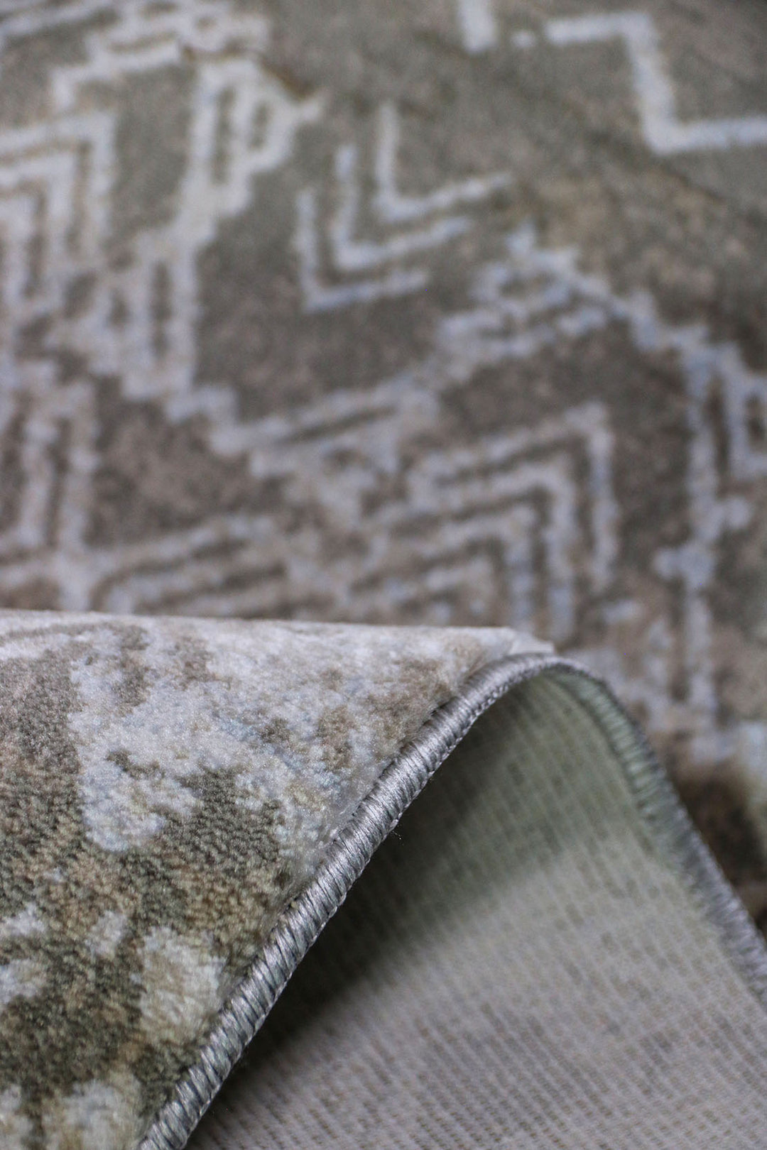 Turkish Modern Festival WD Rug - 3.9 x 5.6 FT - Luxurious Woven Masterpiece 50% Off!