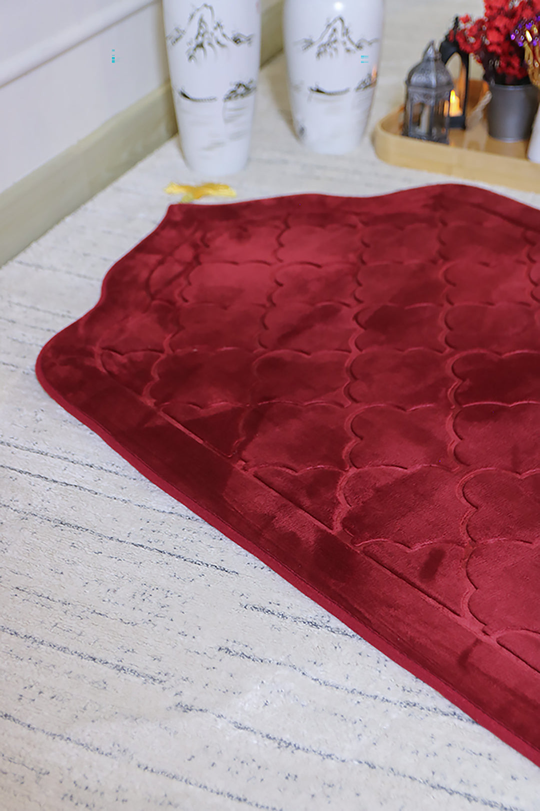 Sajda Janamaz - Premium Velvet Quilted Prayer Mat - Red