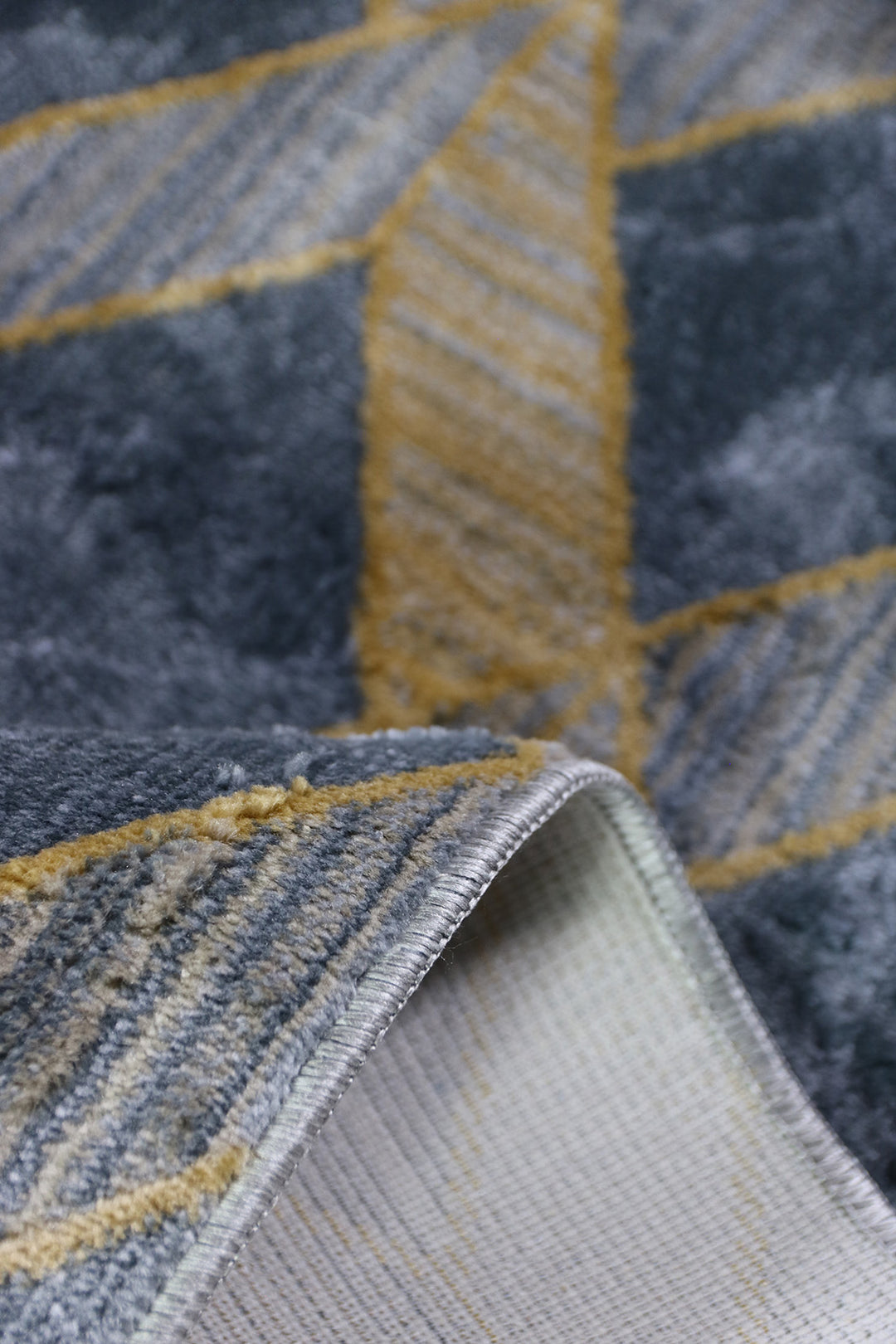 Turkish Modern Festival WD Rug - 3.9 x 5.6 FT - Luxurious Woven Masterpiece 50% Off!