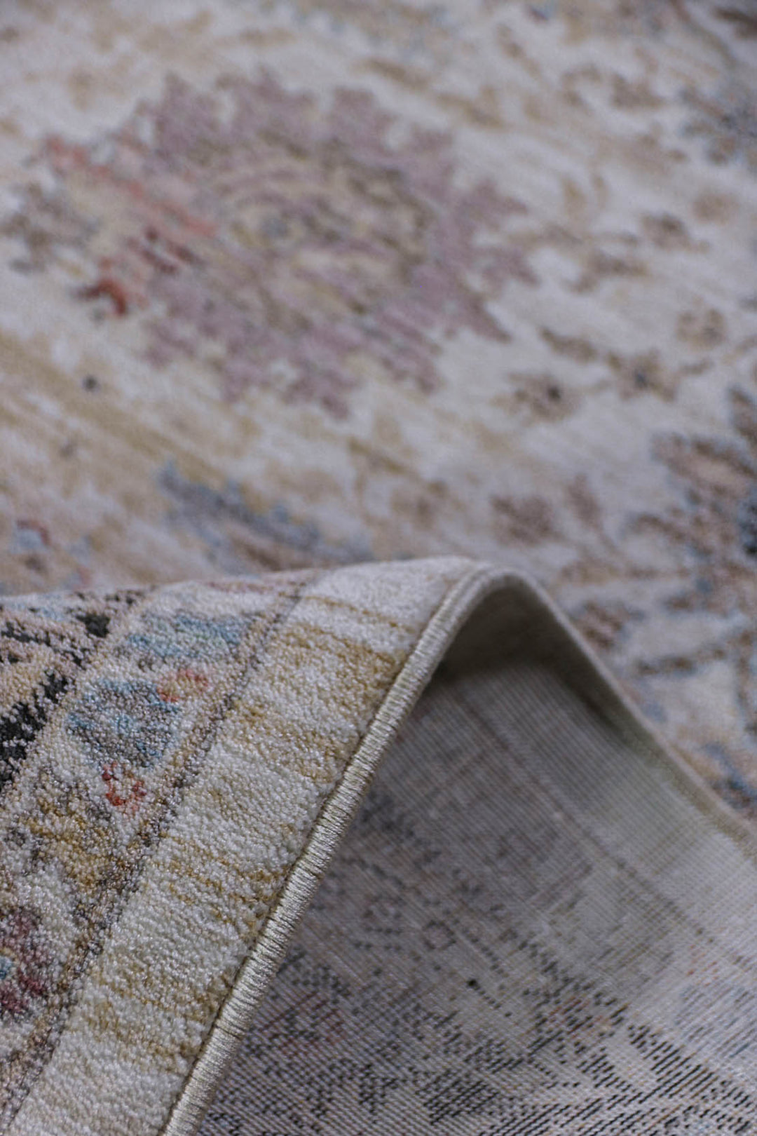 Premium Quality Turkish Antia Rug - 4.9 x 7.1 FT - Resilient Construction for Long-Lasting Use