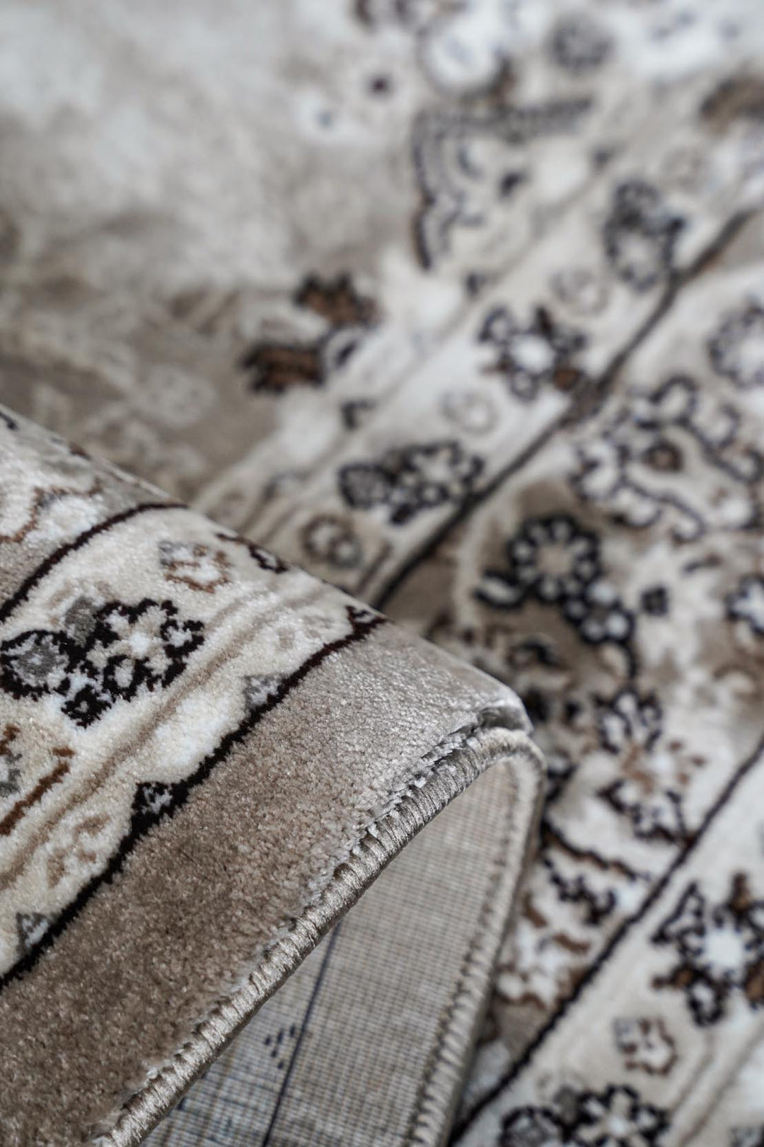 Turkish Shirazy Rug - Beige
