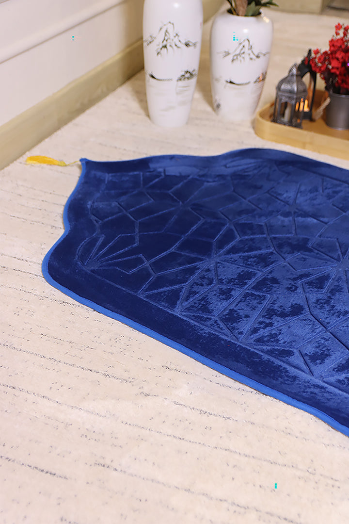 Sajda Janamaz - Premium Velvet Quilted Prayer Mat - Blue