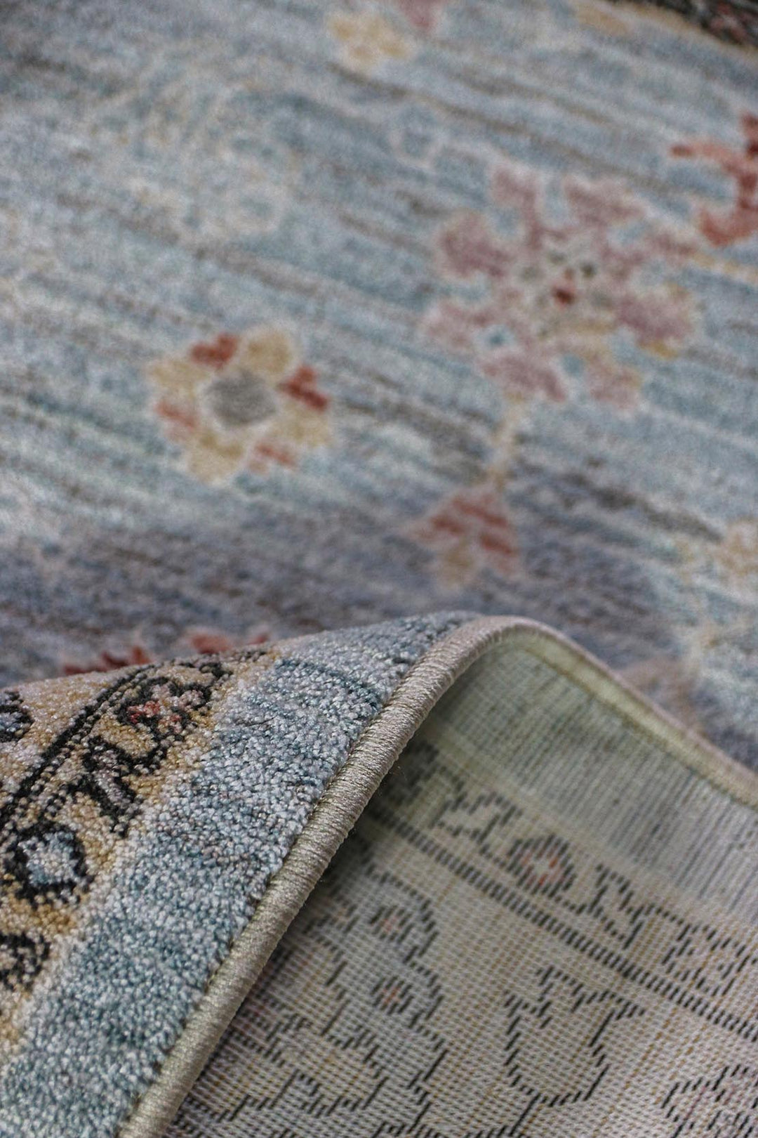 Premium Quality Turkish Antia Rug - 4.9 x 7.1 FT - Resilient Construction for Long-Lasting Use