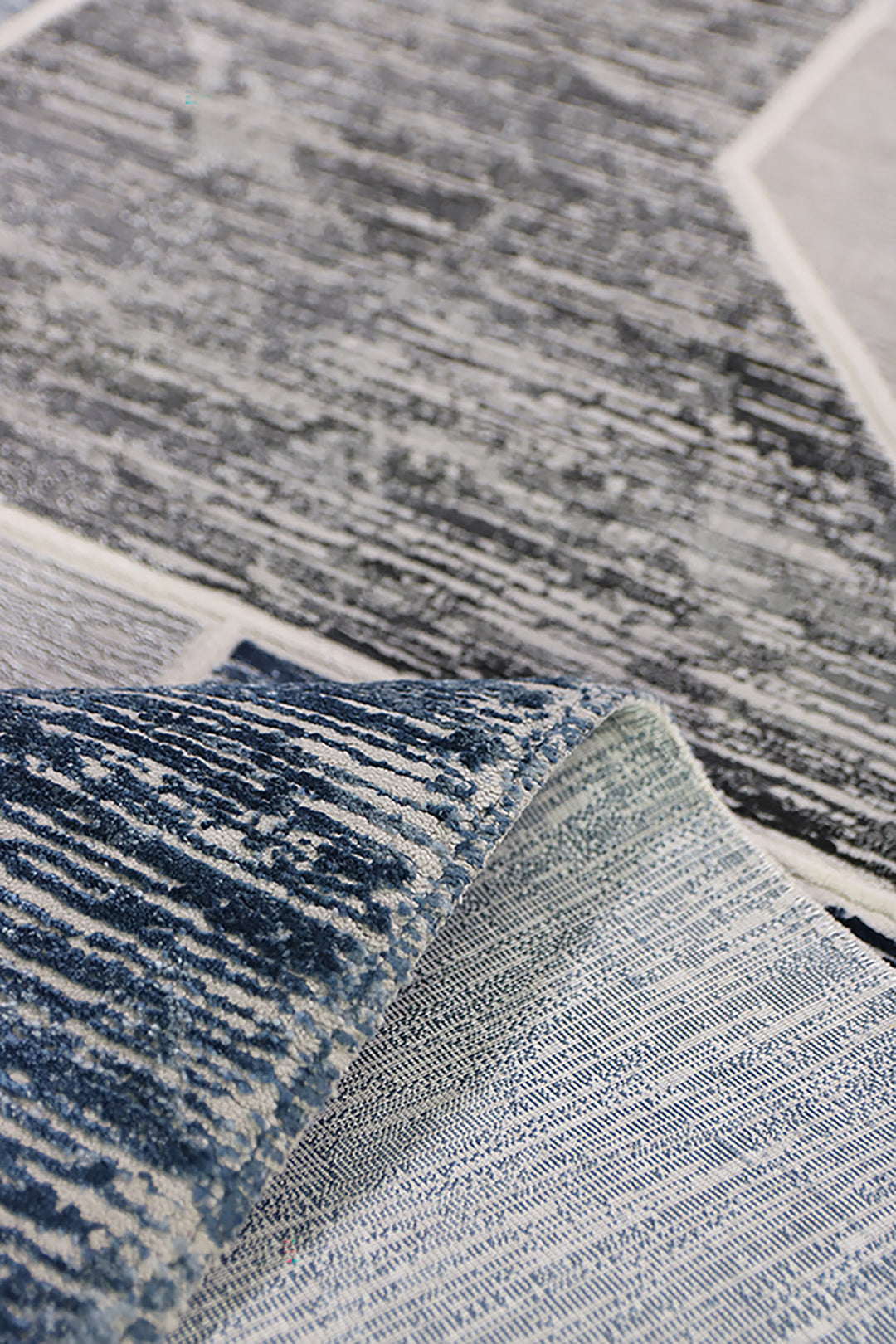 <p>Turkish Modern <strong>Festival Wd High Rug</strong>  - Gray - 5.2 x 7.5 FT</p>