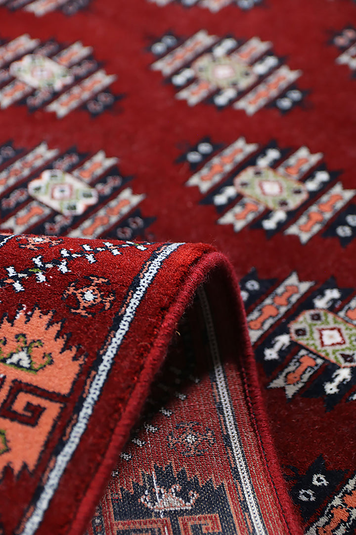 Iranian   Authentic WD Rug - 3.3 x 6.6 FT - Resilient Construction for Long-Lasting Use