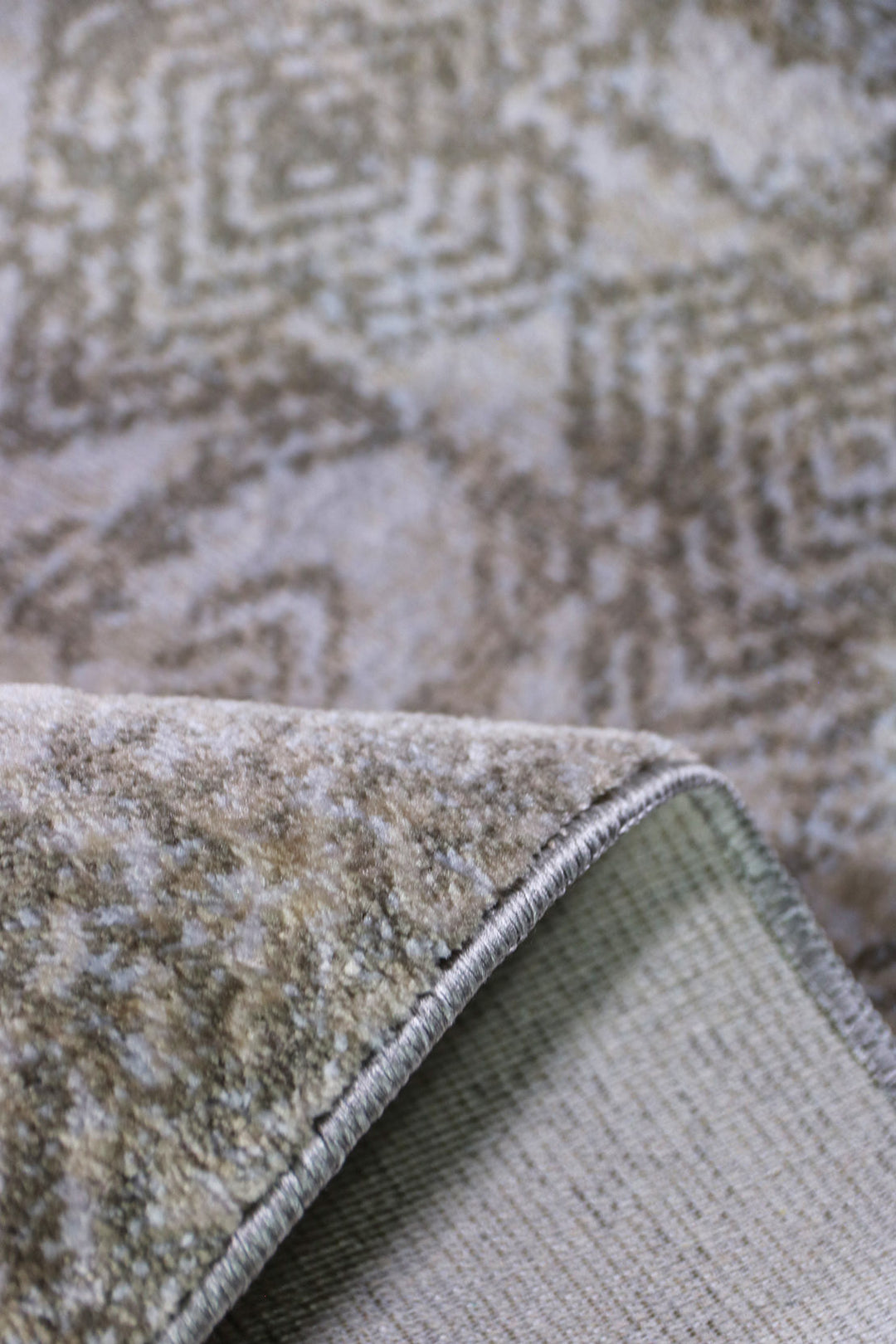 Turkish Modern Festival WD Rug - 3.9 x 5.6 FT - Luxurious Woven Masterpiece 50% Off!