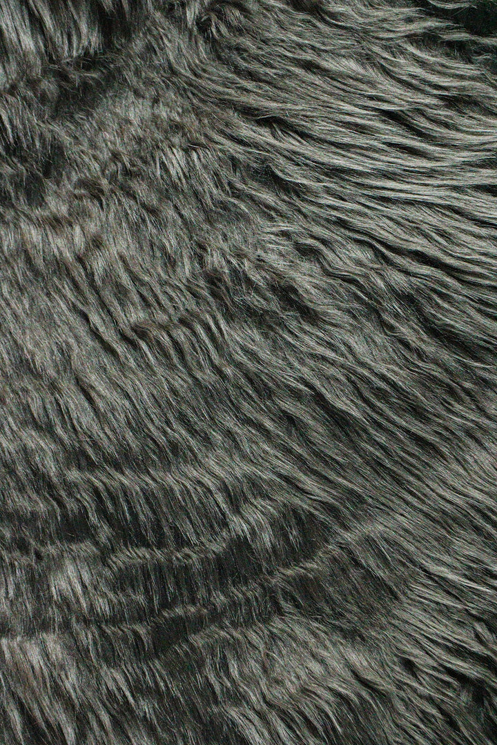 Wild Life (Sheep Fur) - 3.2 x 4.9 FT - Dark Gray - Luxuriously Soft Fluffy Rug